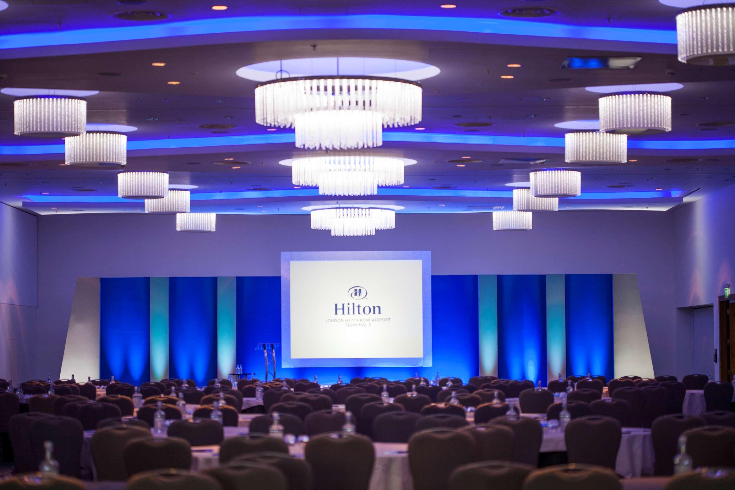 Hilton London Heathrow Airport Terminal 5 Hotell Hillingdon Eksteriør bilde