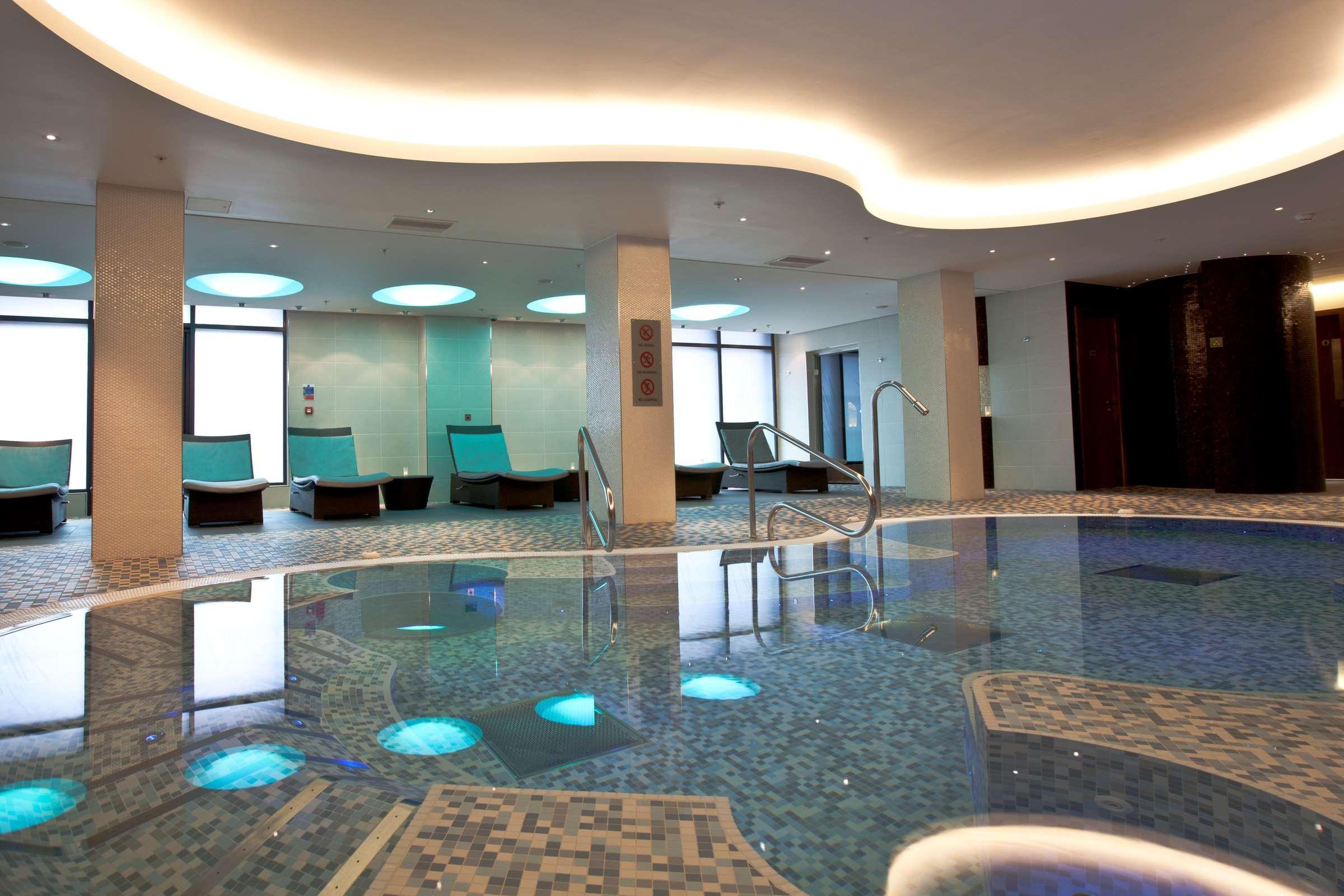 Hilton London Heathrow Airport Terminal 5 Hotell Hillingdon Eksteriør bilde
